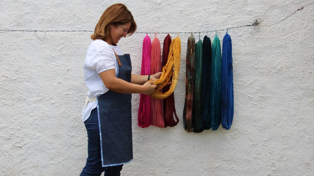 Chloé uses yarns from Manos del Uruguay